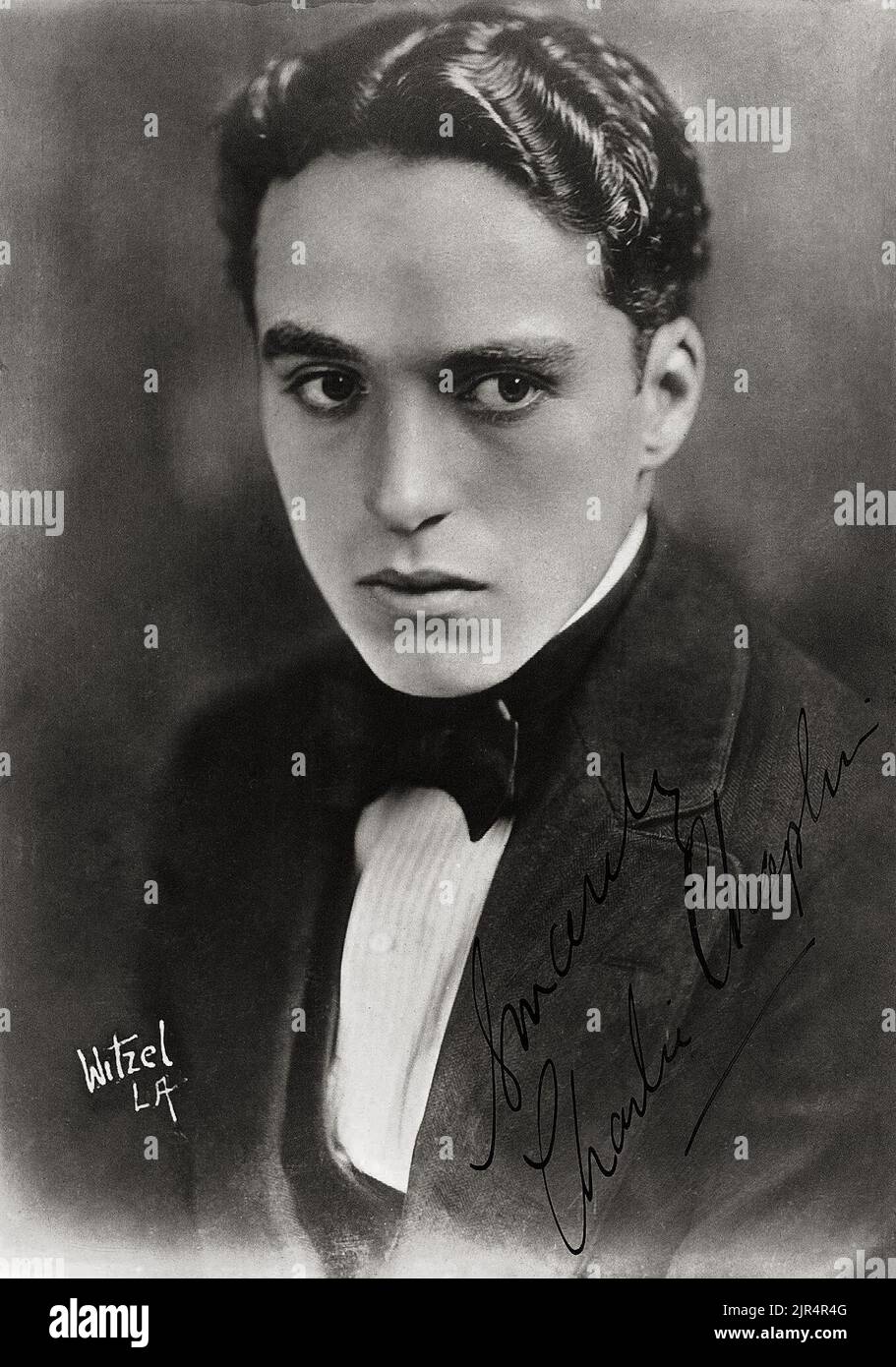 Portrait of charlie chaplin hi-res stock photography and images - Alamy