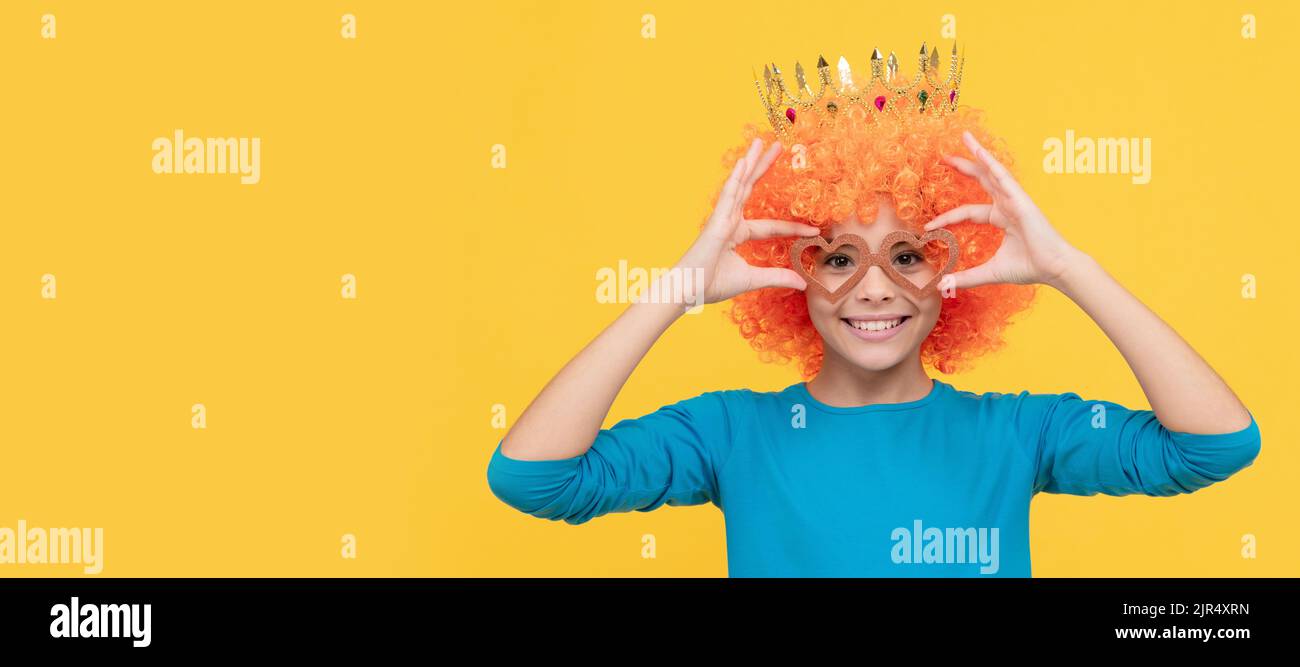 Girl child beauty contest hi-res stock photography and images - Alamy