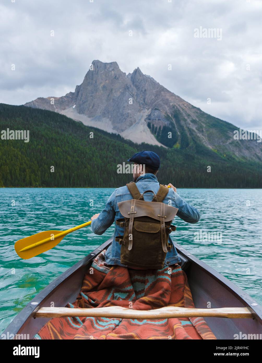 Emerald Lake in Autumn at the Yoho National Park Alberta Canada, men by ...