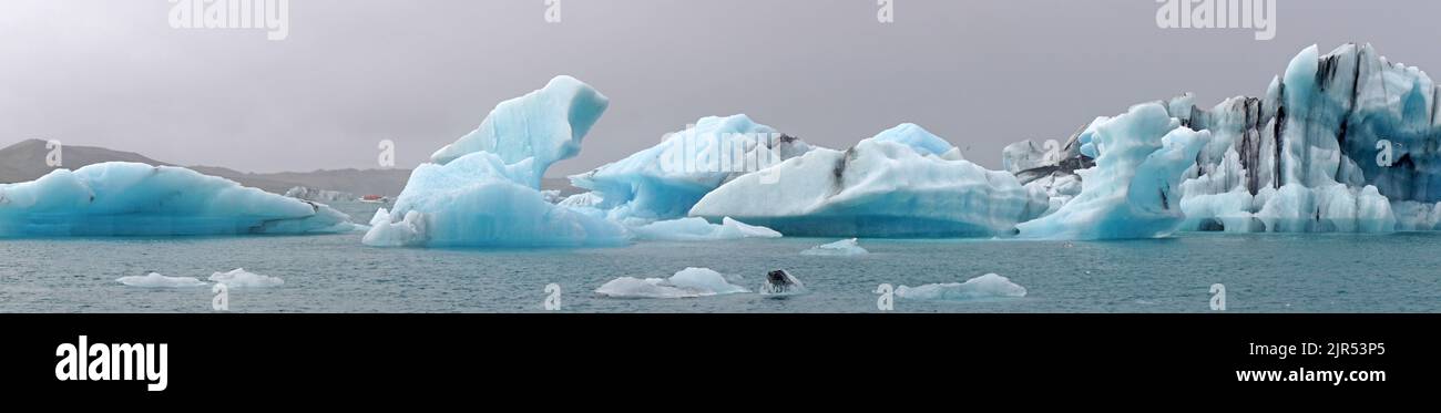 Glacial panorama hi-res stock photography and images - Alamy