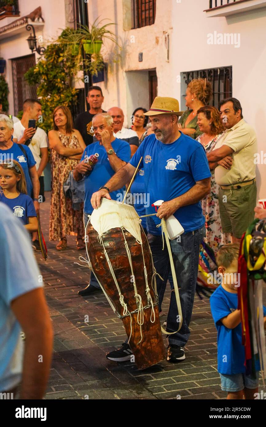 Groups of spanish Pastorales singing typical Christmas Carols, with Zambomba instruments, as an 