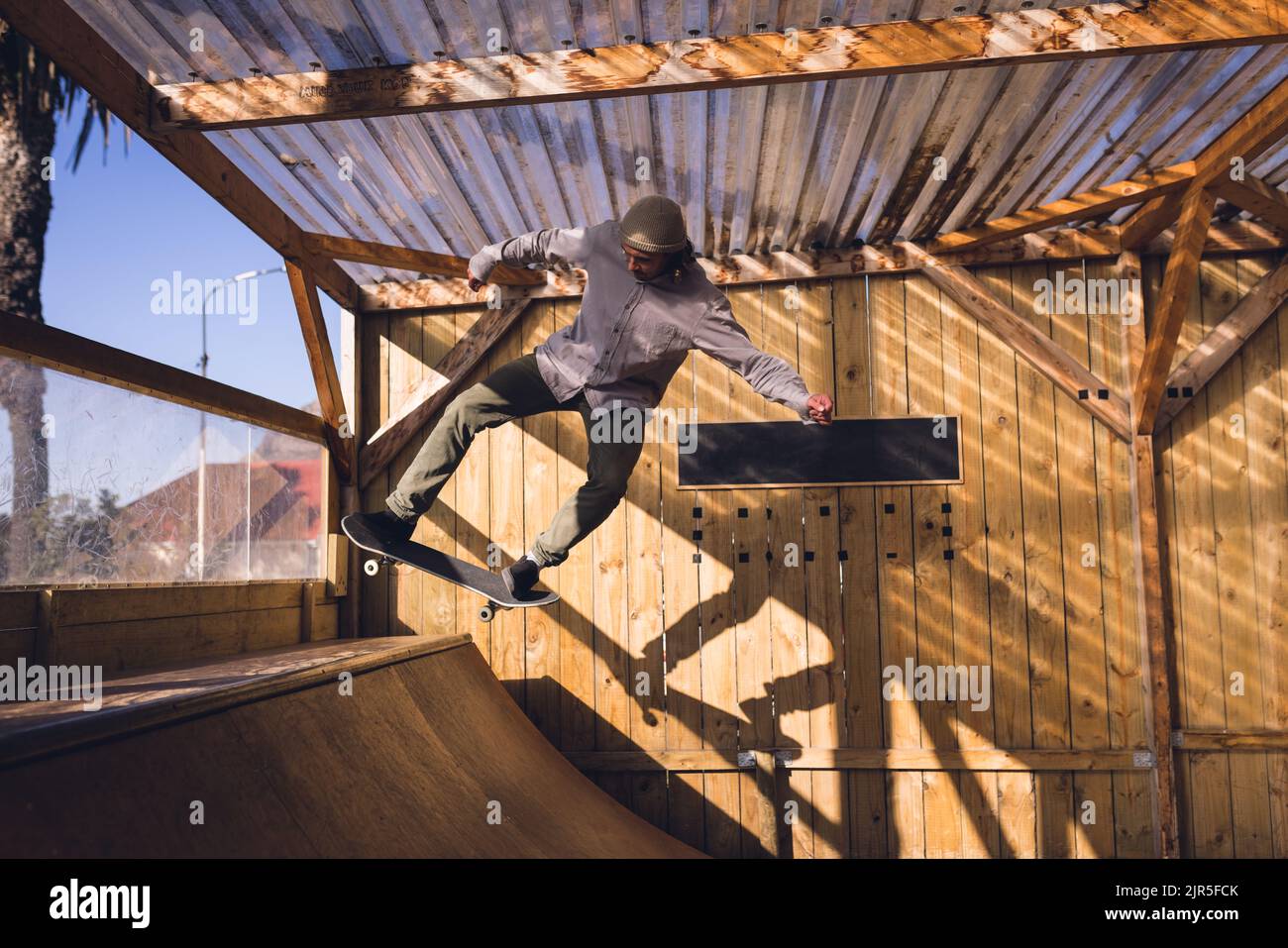 Skateboarder on ramp skate park hi-res stock photography and images - Alamy