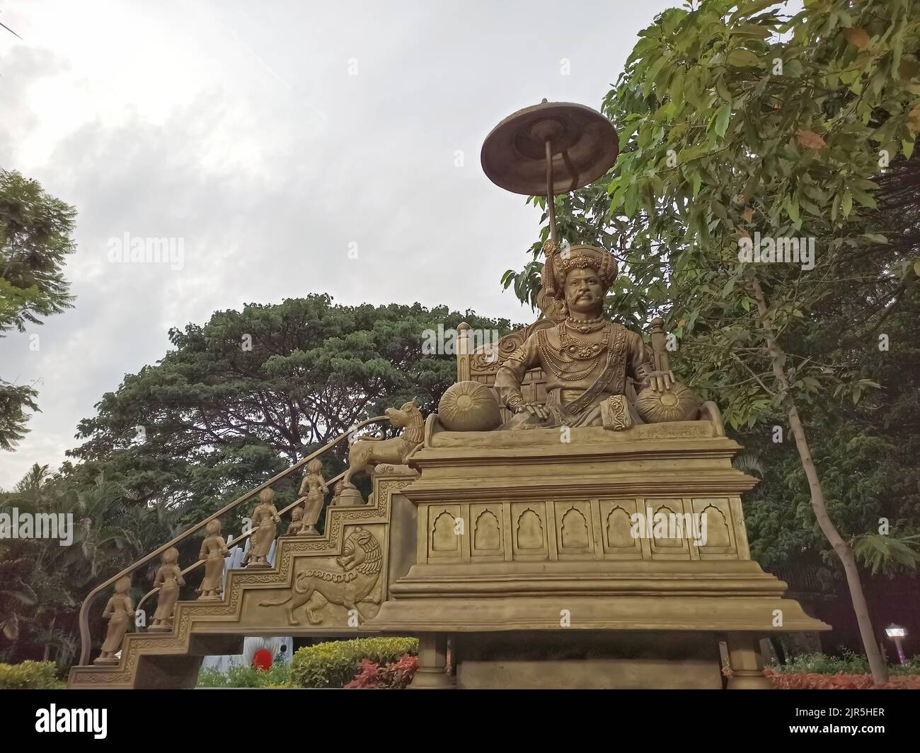 A Statue or Bust of Indian King Krishnadevaraya of Vijayanagara Empire installed in a park in India. A Hindu Monarch from Tuluva dynasty Stock Photo