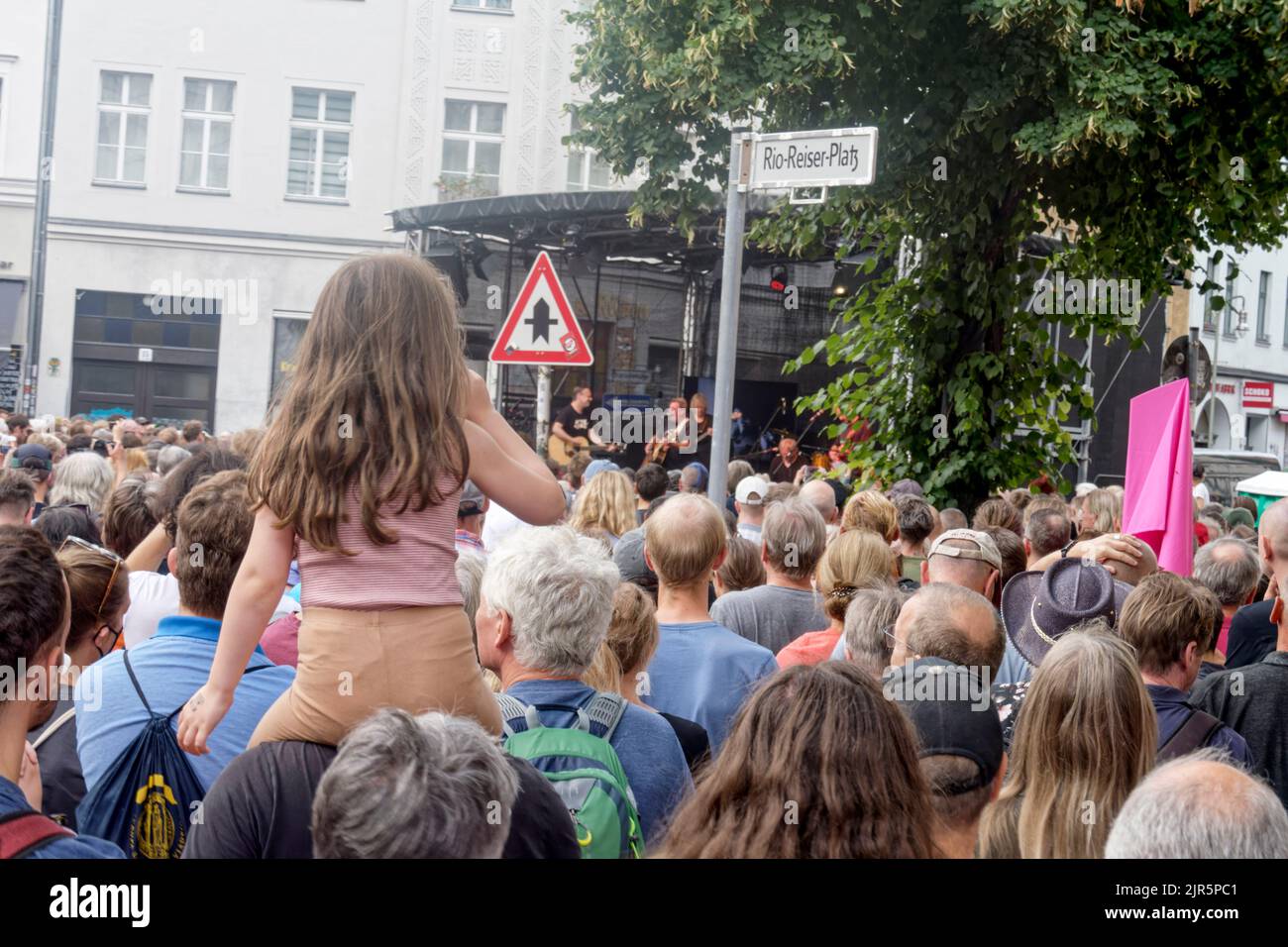 Feier zur Umbenennung des Heinrichplatzes in Rio-Reiser-Platz in Berlin-Kreuzberg. News, Aktuelles, Stock Photo