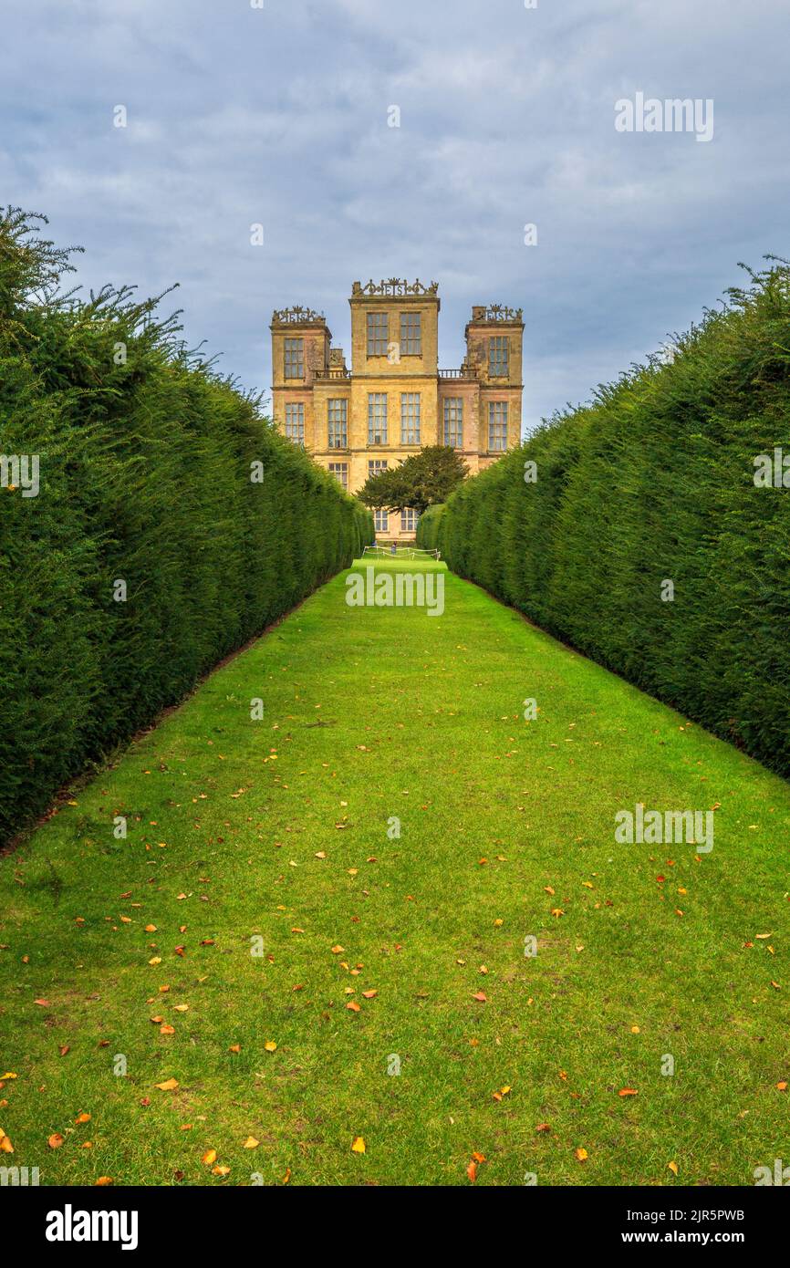 Through the formal gardens to the Elizabethan Hardwick Hall, Derbyshire, England Stock Photo