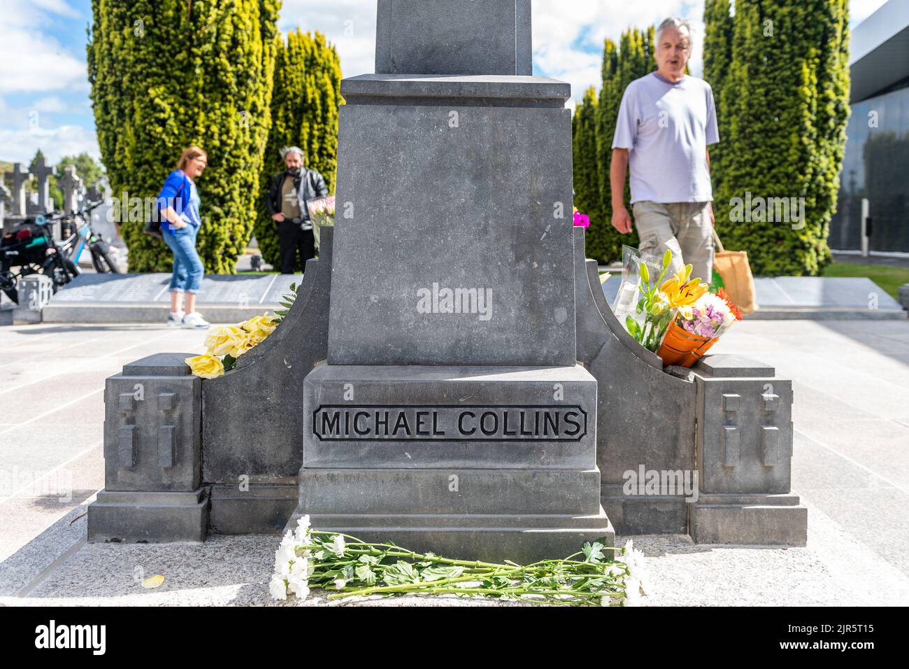 Dublin, Ireland. 22nd Aug, 2022. On the 100th Anniversary of the death of Michael Collins, hundreds of people paid their respects at the General's grave in Glasnevin Cemetery. Credit: AG News/Alamy Live News Stock Photo