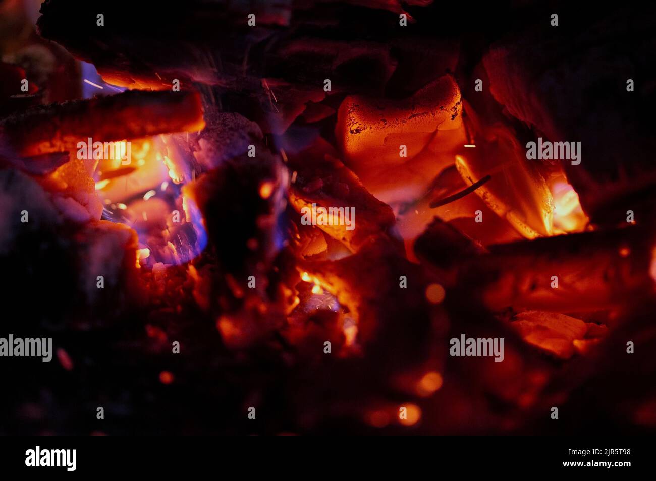 spectacular closeup of embers burning on bonfire Stock Photo Alamy