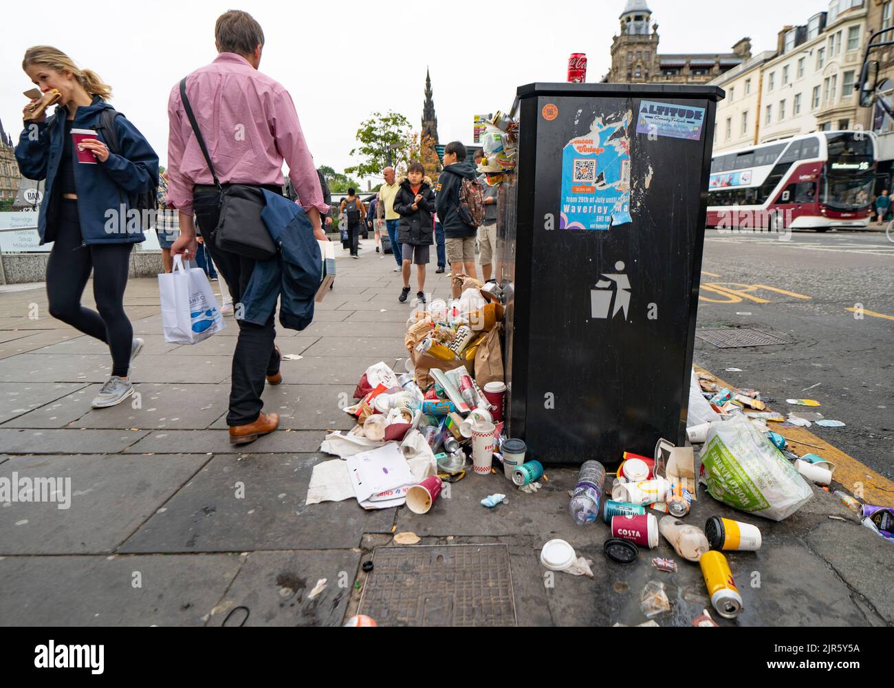 Edinburgh, Scotland, UK. 22nd August 2022. Refuse is seen piled on the streets of Edinburgh city centre on day five of a 12 day strike by city refuse collectors. The strike is organised by the United and GMB unions and is as  a result of the Unions rejecting a 3.5% pay increase. Iain Masterton/Alamy Live News Stock Photo