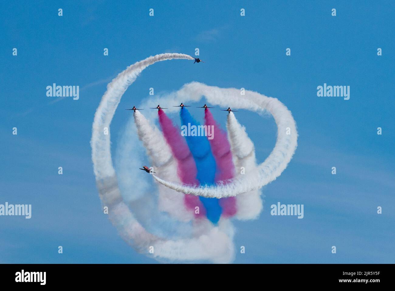 RAF Red Arrows Tornado manoeuvre Stock Photo