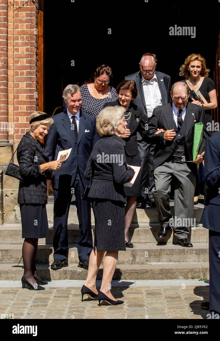Archduchess Marie Astrid of Austria and Prince Guillaume of Luxembourg, Archduke Rudolph of Austria and Baroness Marie Hélène de Villenfagne de Vogelsanck, Princess Sibilla of Luxembourg and Archduchess Anna-Gabriele of Austria leave at the l eglise Saint-Pierre in Belil, on August 22, 2022, after attended the funeral of Prince Wauthier de Ligne (10-07-1952/15-08-2022), he was the First Cousin of the Grand Duke of Luxembourg Photo: Albert Nieboer/Netherlands OUT/Point de Vue OUT Stock Photo