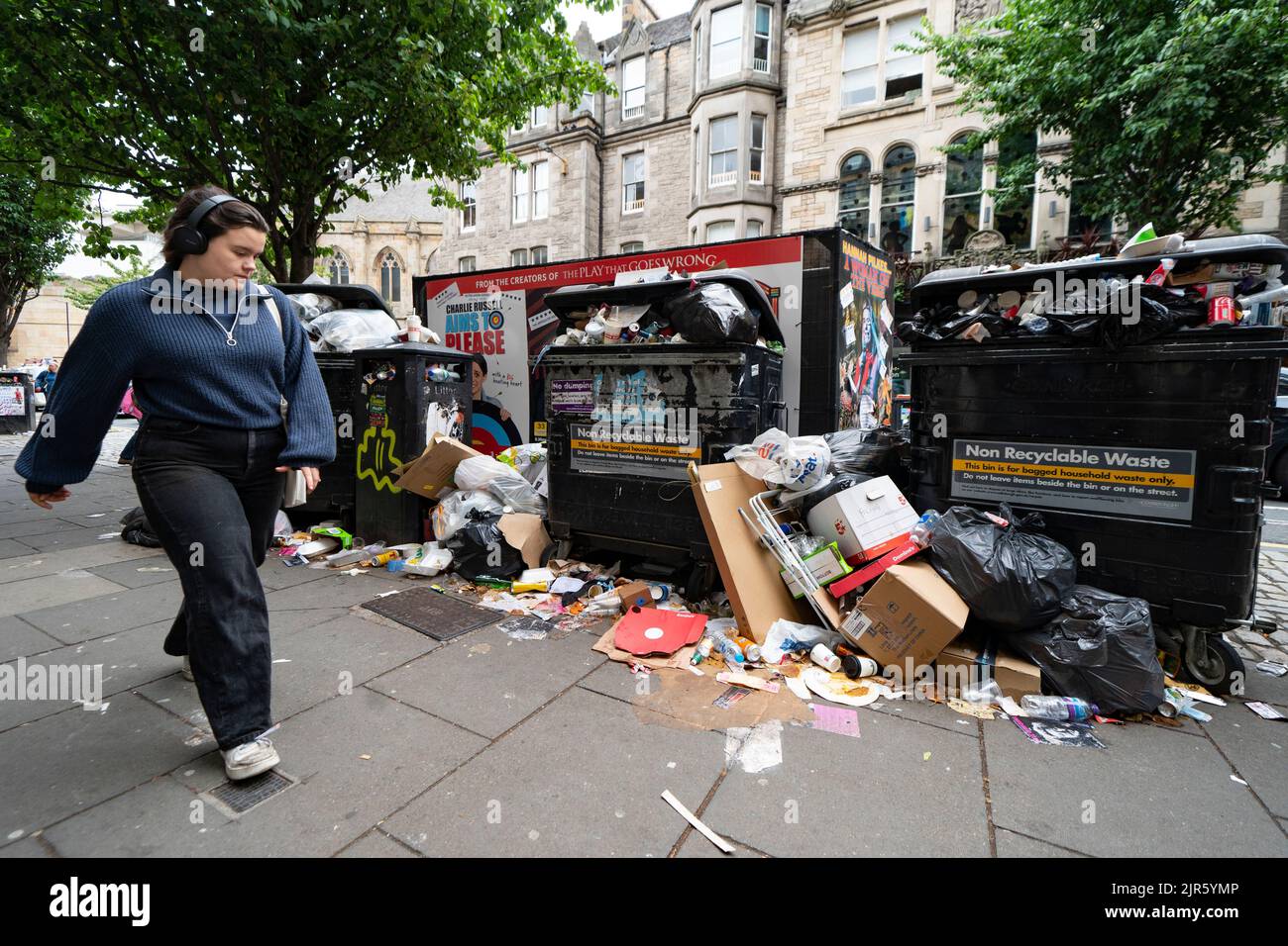 Edinburgh, Scotland, UK. 22nd August 2022. Refuse is seen piled on the streets of Edinburgh city centre on day five of a 12 day strike by city refuse collectors. The strike is organised by the United and GMB unions and is as  a result of the Unions rejecting a 3.5% pay increase. Iain Masterton/Alamy Live News Stock Photo