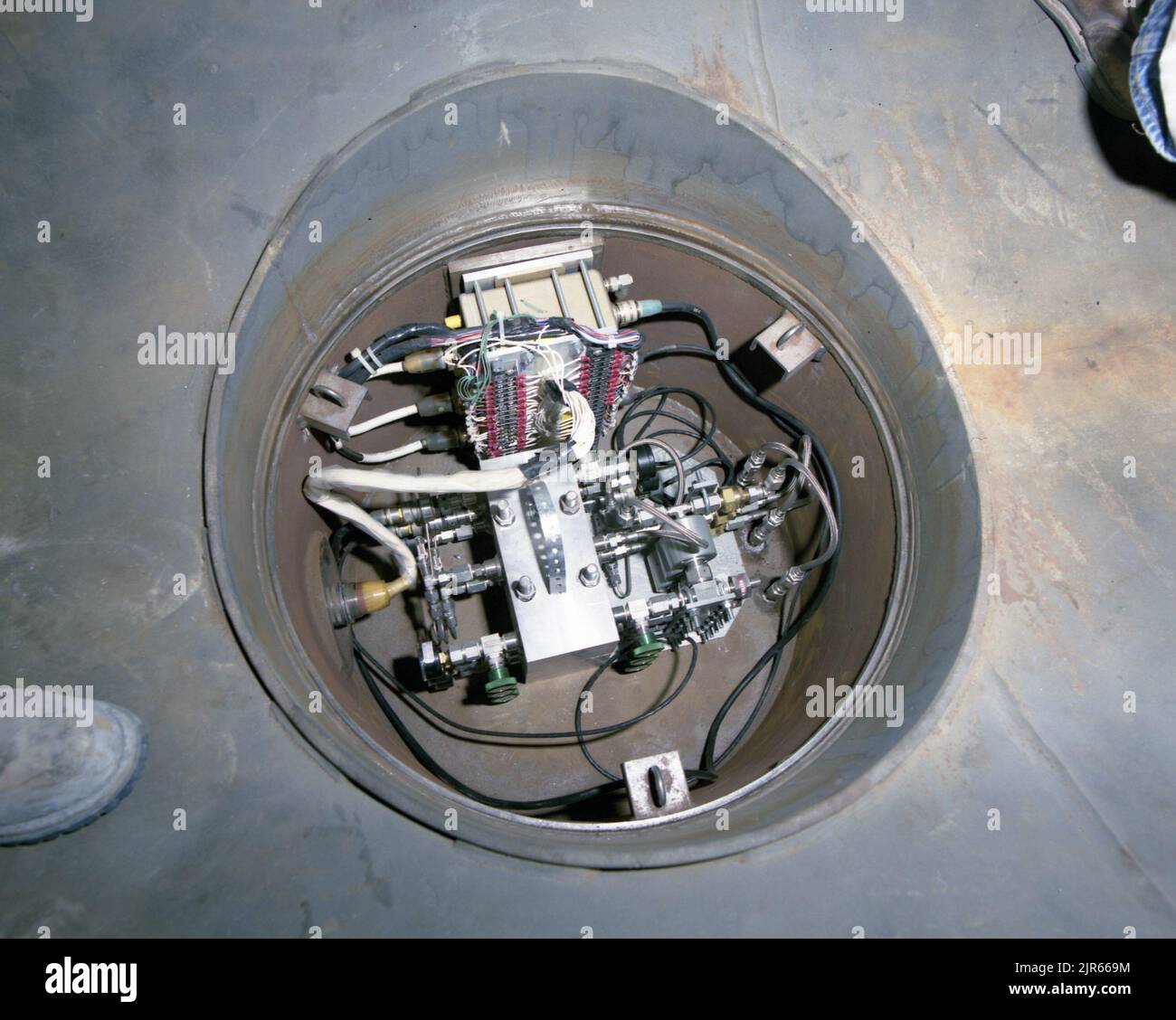 A900561 U12N MINERAL QUARRY GSAC GAS SAMPLER RAY PEABODY (Project