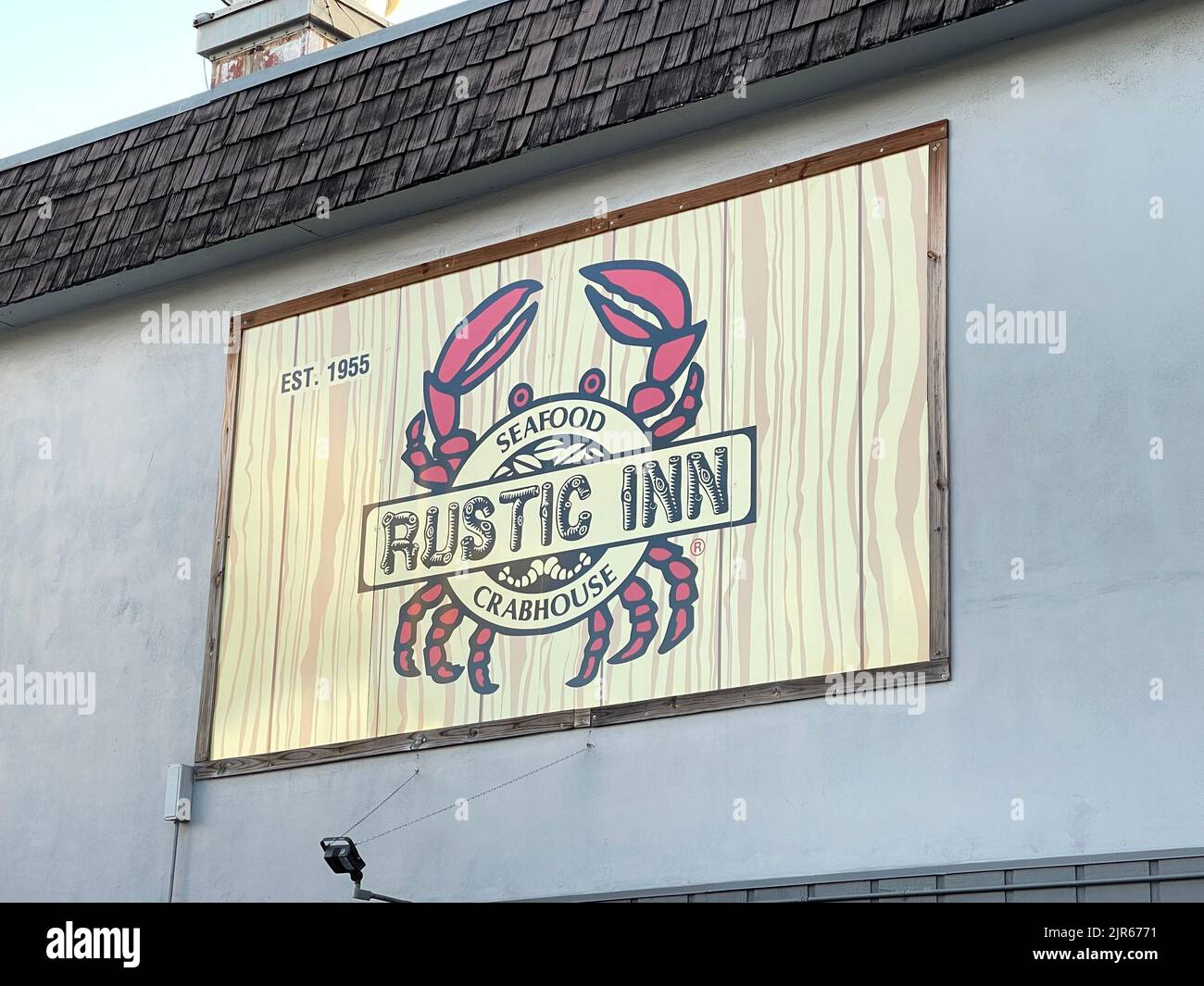 FORT LAUDERDALE, FL AUGUST 22 Rustic Inn Crabhouse remains packed
