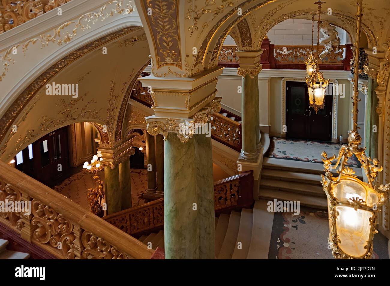 Ukraine opera concert hall hi-res stock photography and images - Alamy