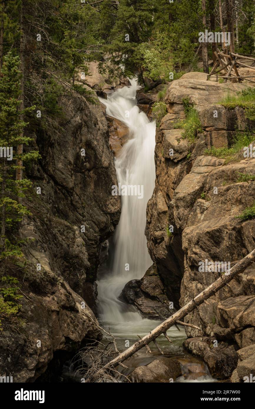 Narrow rocky canyon hi-res stock photography and images - Alamy