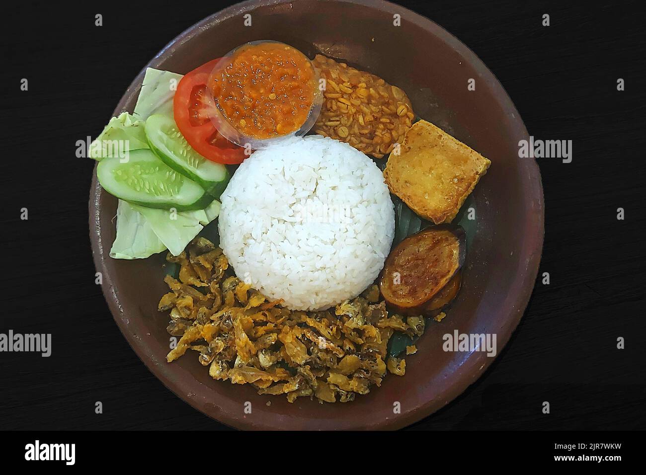 Tahu penyet hires stock photography and images Alamy