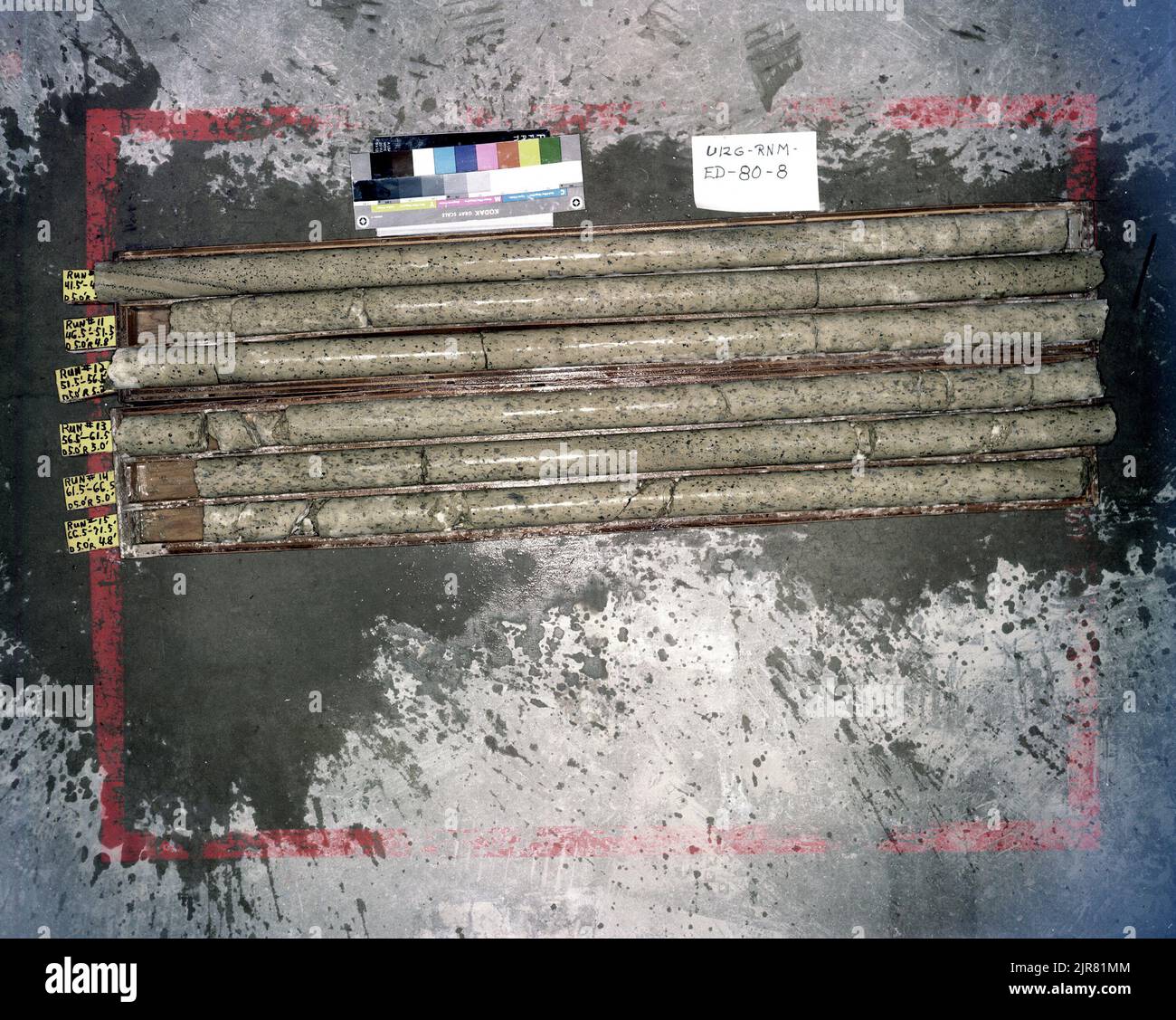 Engineer lab test concrete hi-res stock photography and images - Alamy
