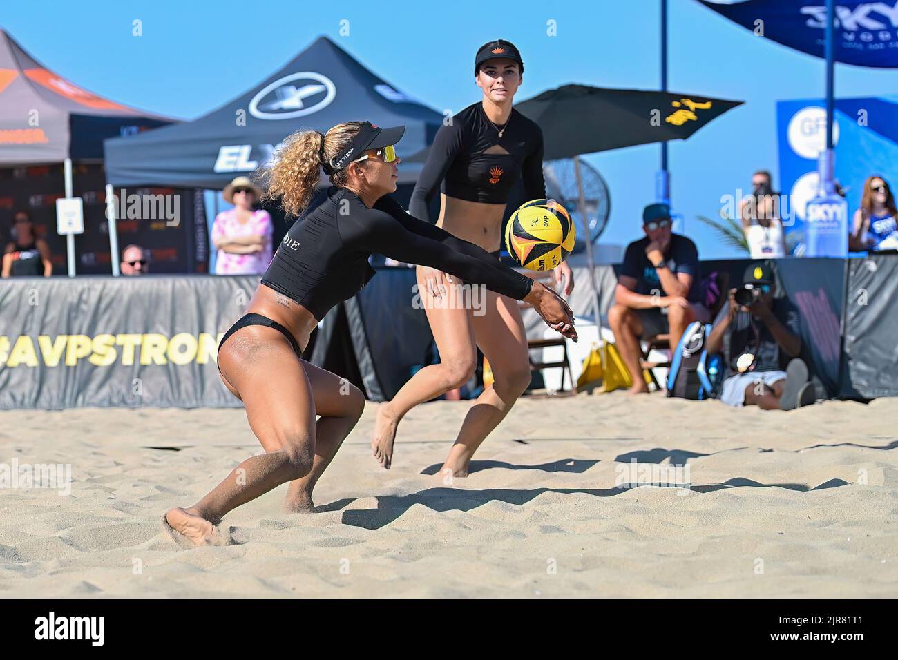 August 19, 2022: Brandie Wilkerson and Zana Muno during day one of the AVP Manhattan Beach Open at Manhattan Beach Pier in Manhattan Beach, California. Justin Fine/CSM Stock Photo