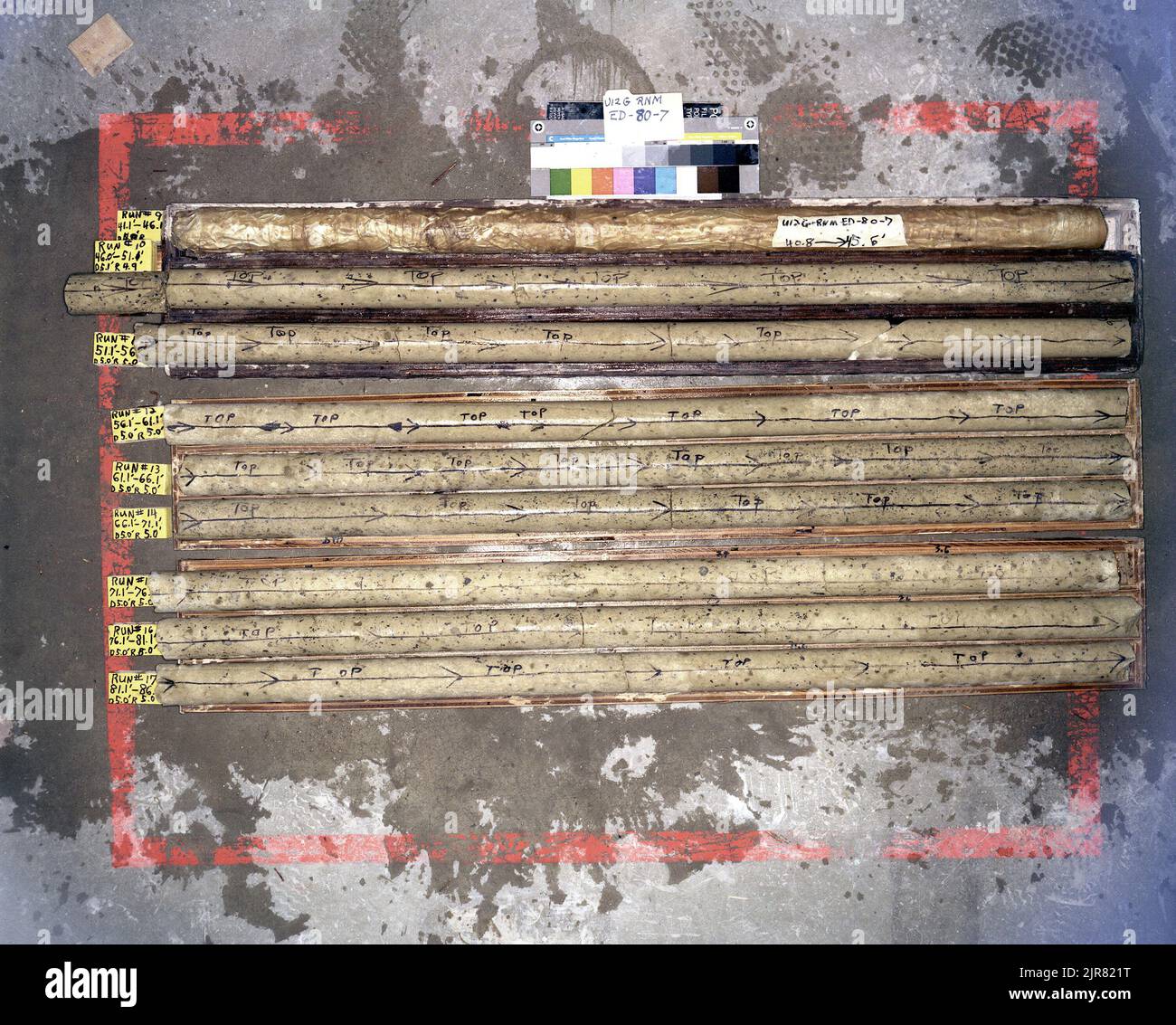 Underground Testing Vector Engineer lab testing concrete hi-res stock photography and images - Alamy
