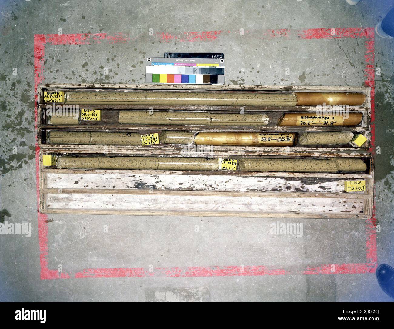 Engineer lab test concrete hi-res stock photography and images - Alamy