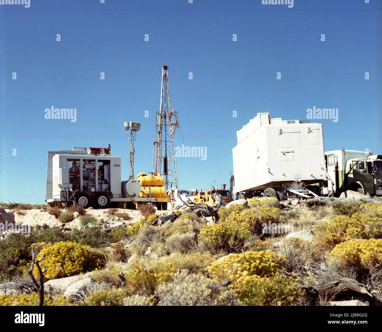 Hydraulic towers hires stock photography and images Alamy