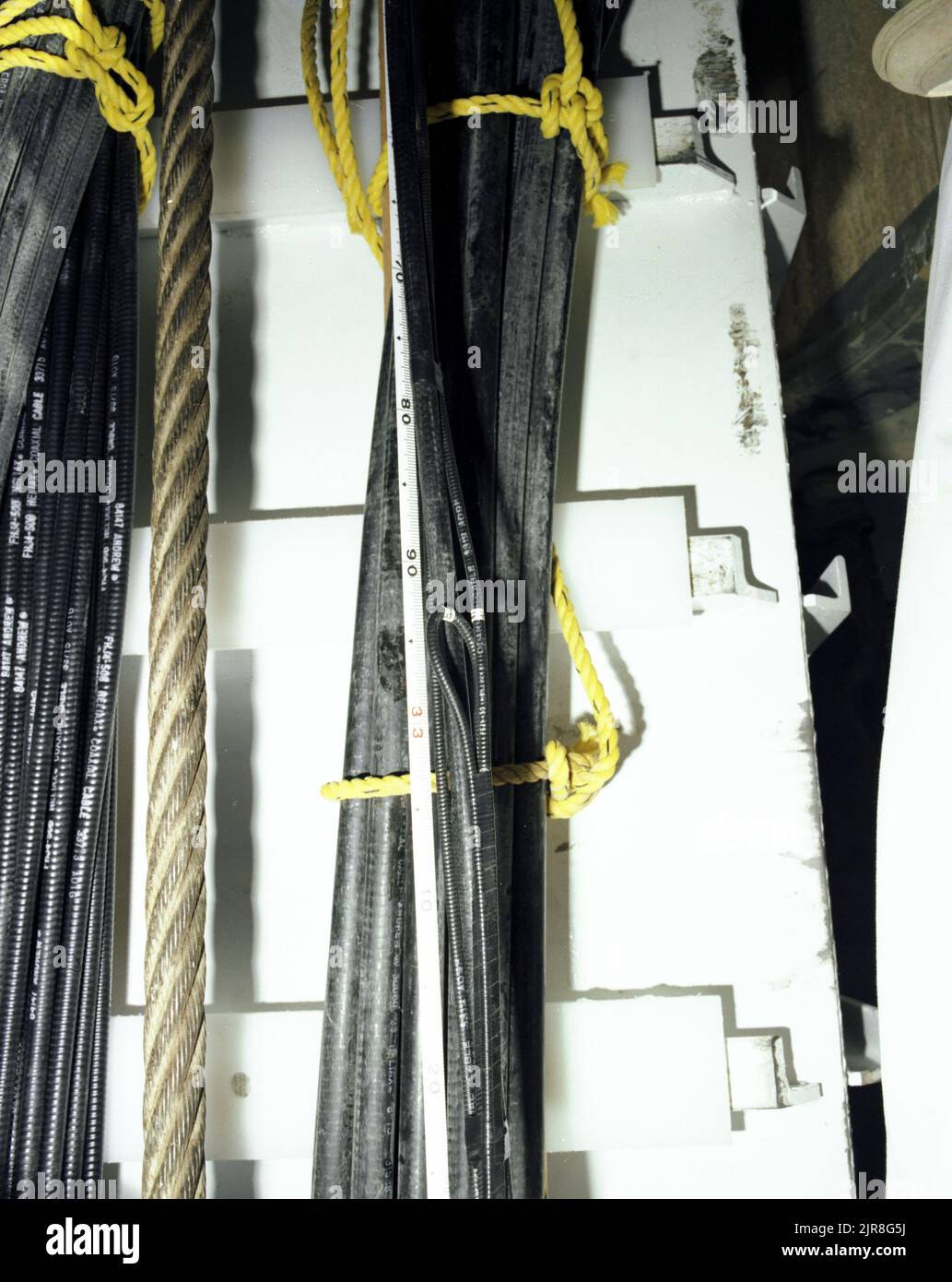 A771605 U3JB BOBSTAY DOWNHOLE OPERATION MCKOWN / BROUILLARD OCT 13 77EG ...