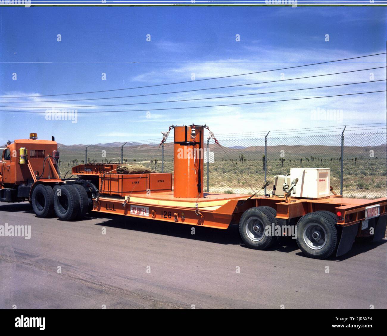 1972 tractor hires stock photography and images Alamy