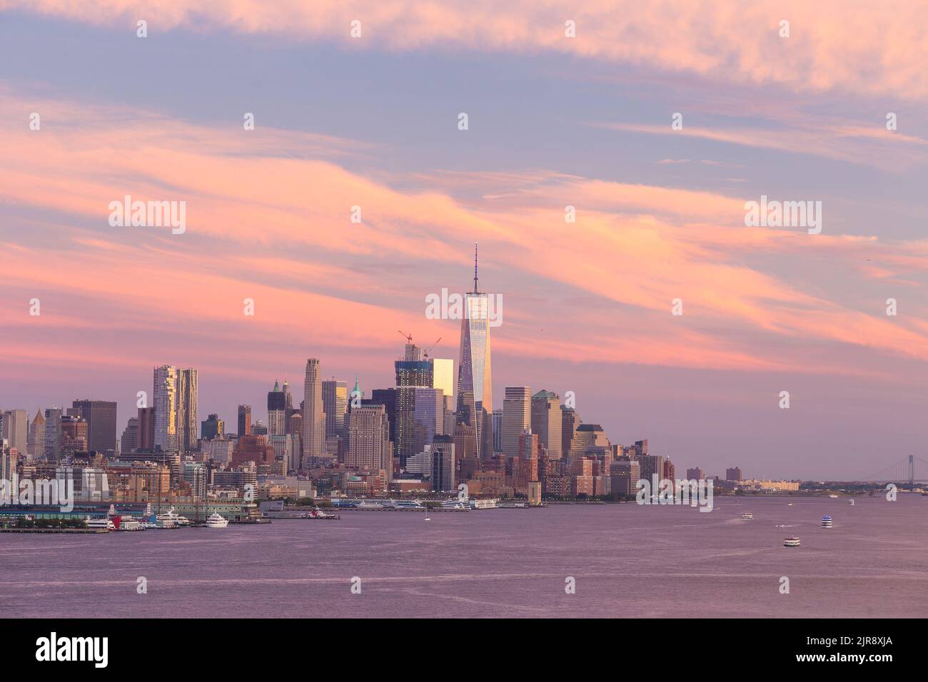 Downtown Manhattan skyline at sunset New York City Stock Photo - Alamy