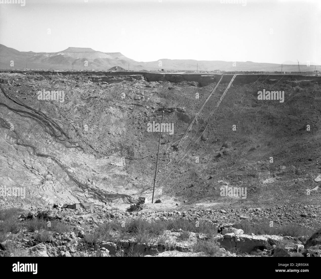 Underground lab Black and White Stock Photos & Images - Alamy