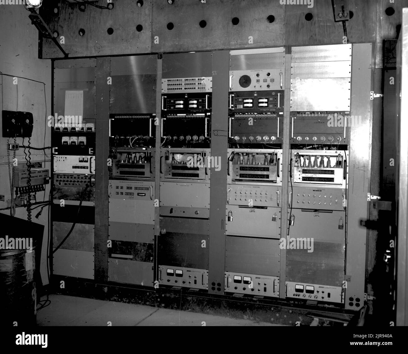 Data processing unit Black and White Stock Photos & Images - Alamy