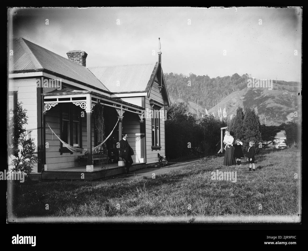 Residences and people horowhenua hires stock photography and images