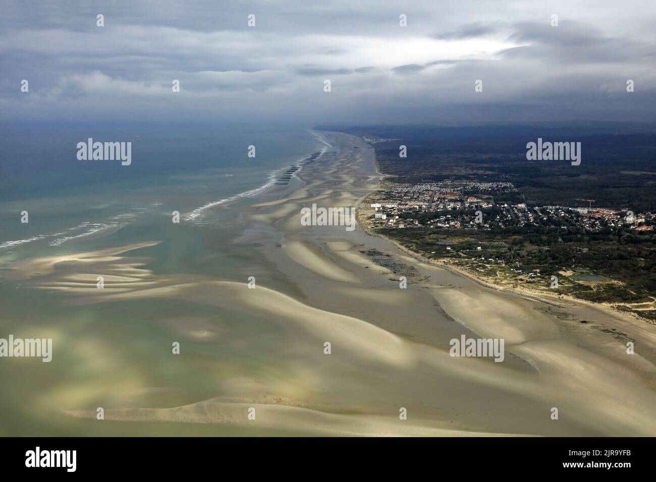 Etaples (northern France): aerial view of the seaside resort on the ...