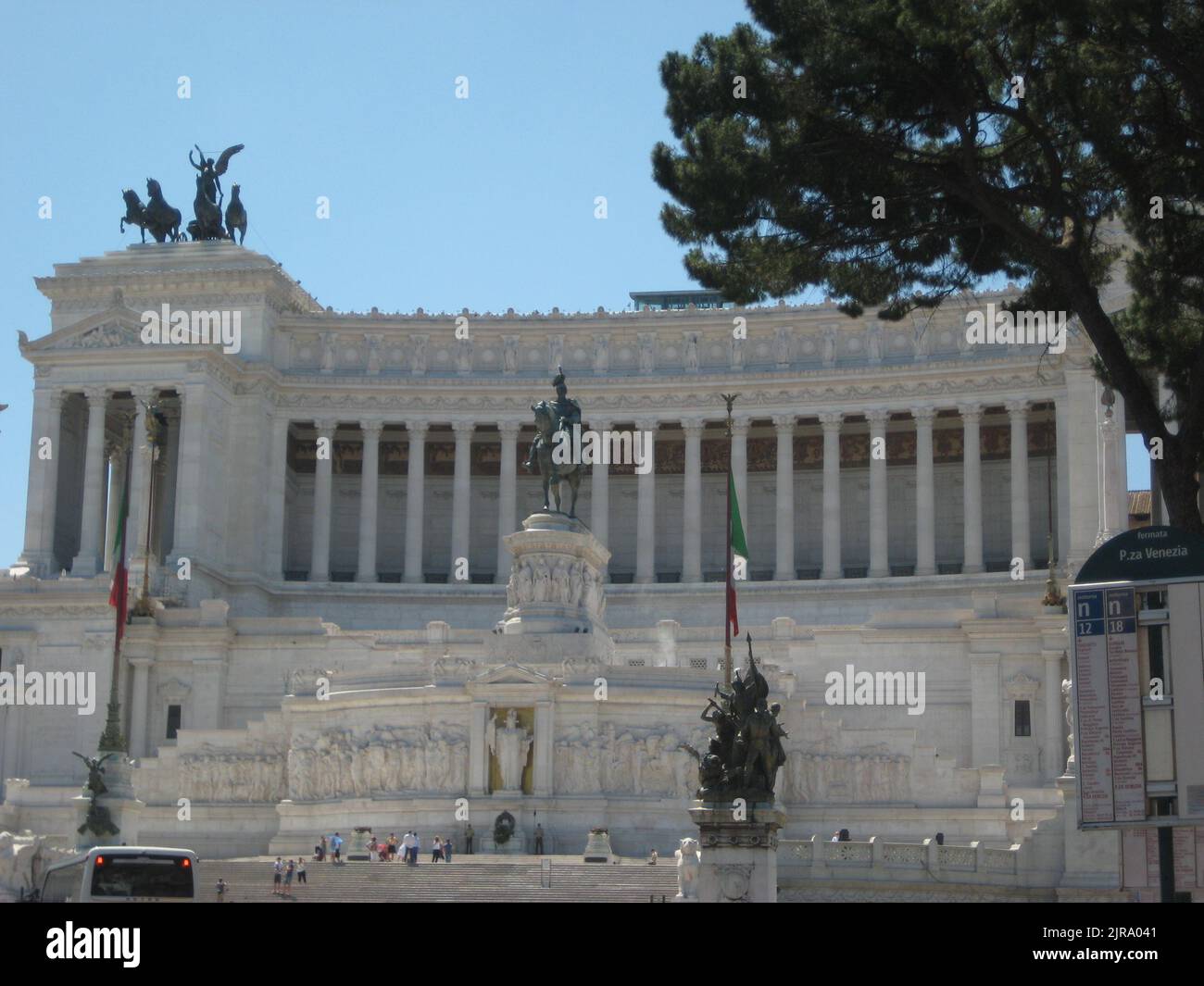 Vittorio Rome Closeup palace monument vittorio hi-res stock photography and images ...