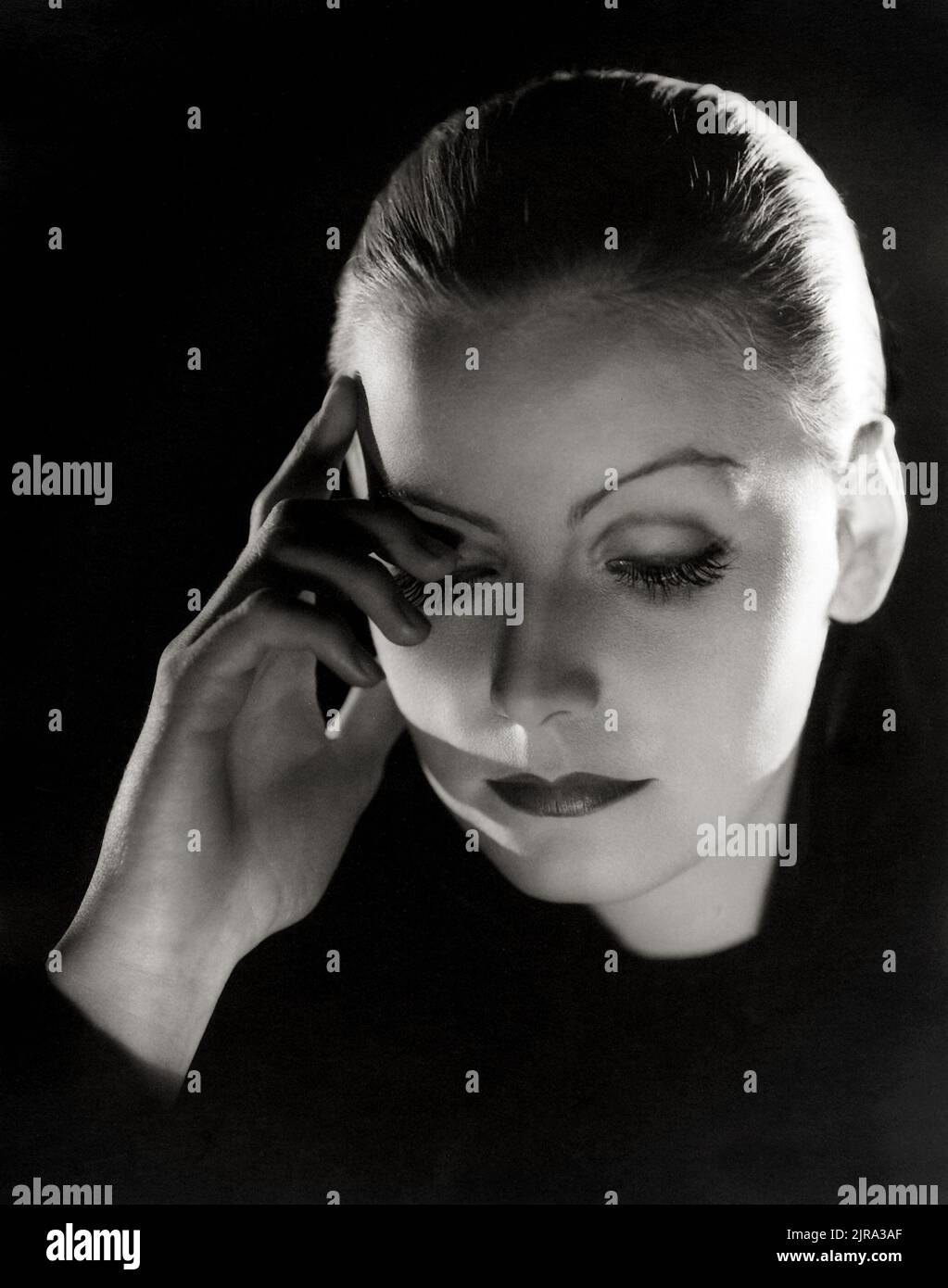 Greta Garbo Photo Portrait by Clarence Sinclair Bull publicity photo ...