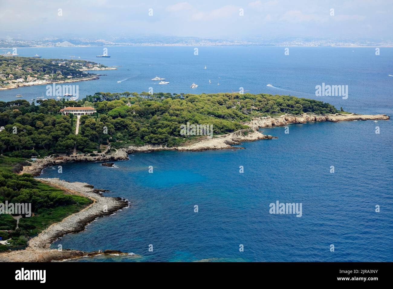 Antibes (south-eastern France): aerial view of the Peninsula of Antibes with the pine forest and the Castle of Garoupe Stock Photo