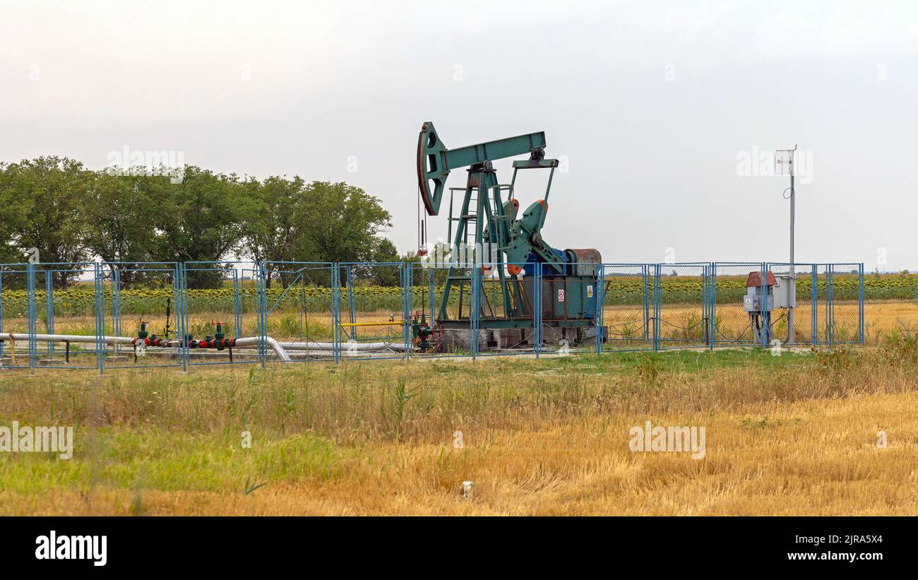 Pumping Oil Well Pump Jack at Field Pumpjack Stock Photo Alamy