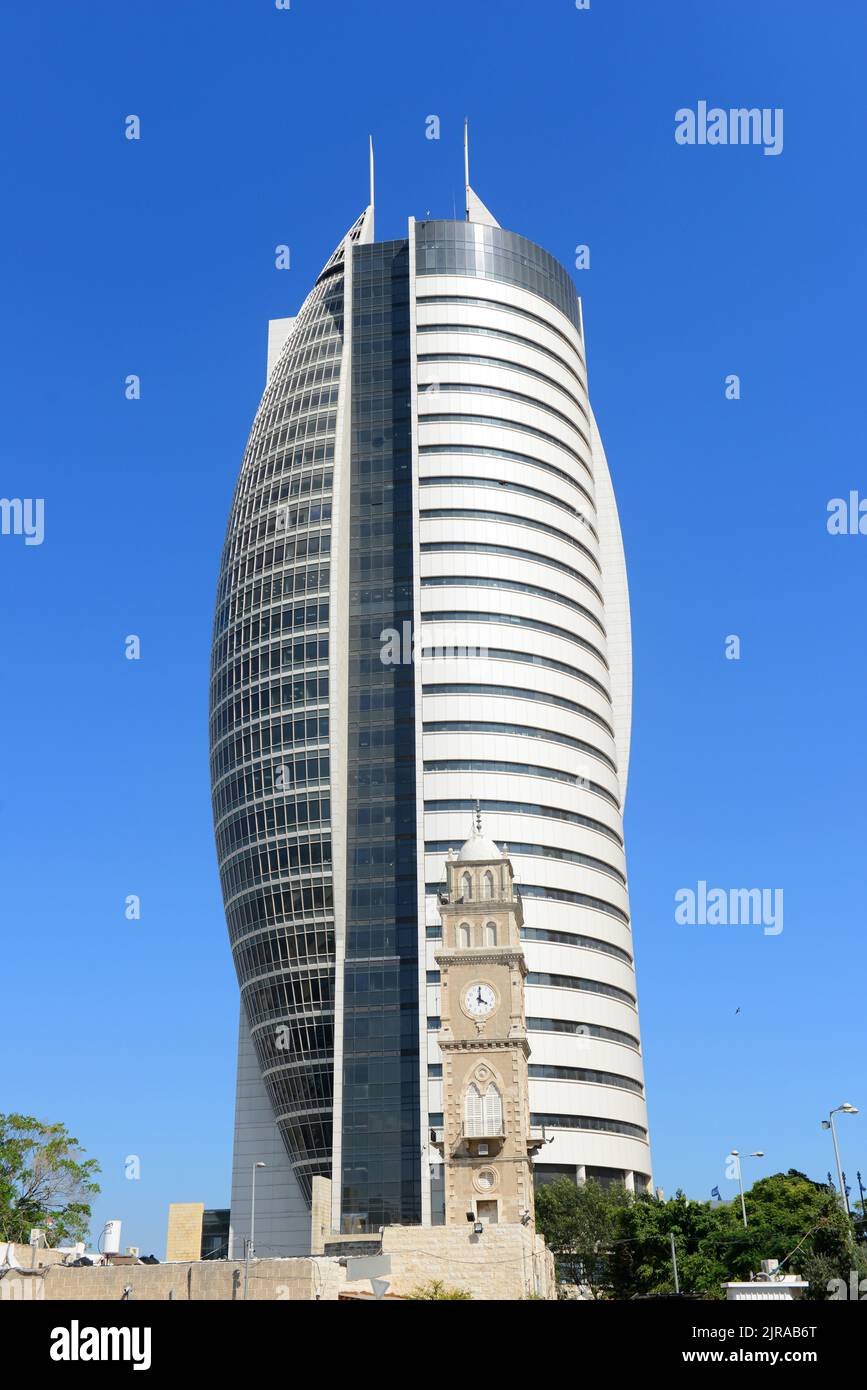 Sail tower hi-res stock photography and images - Alamy