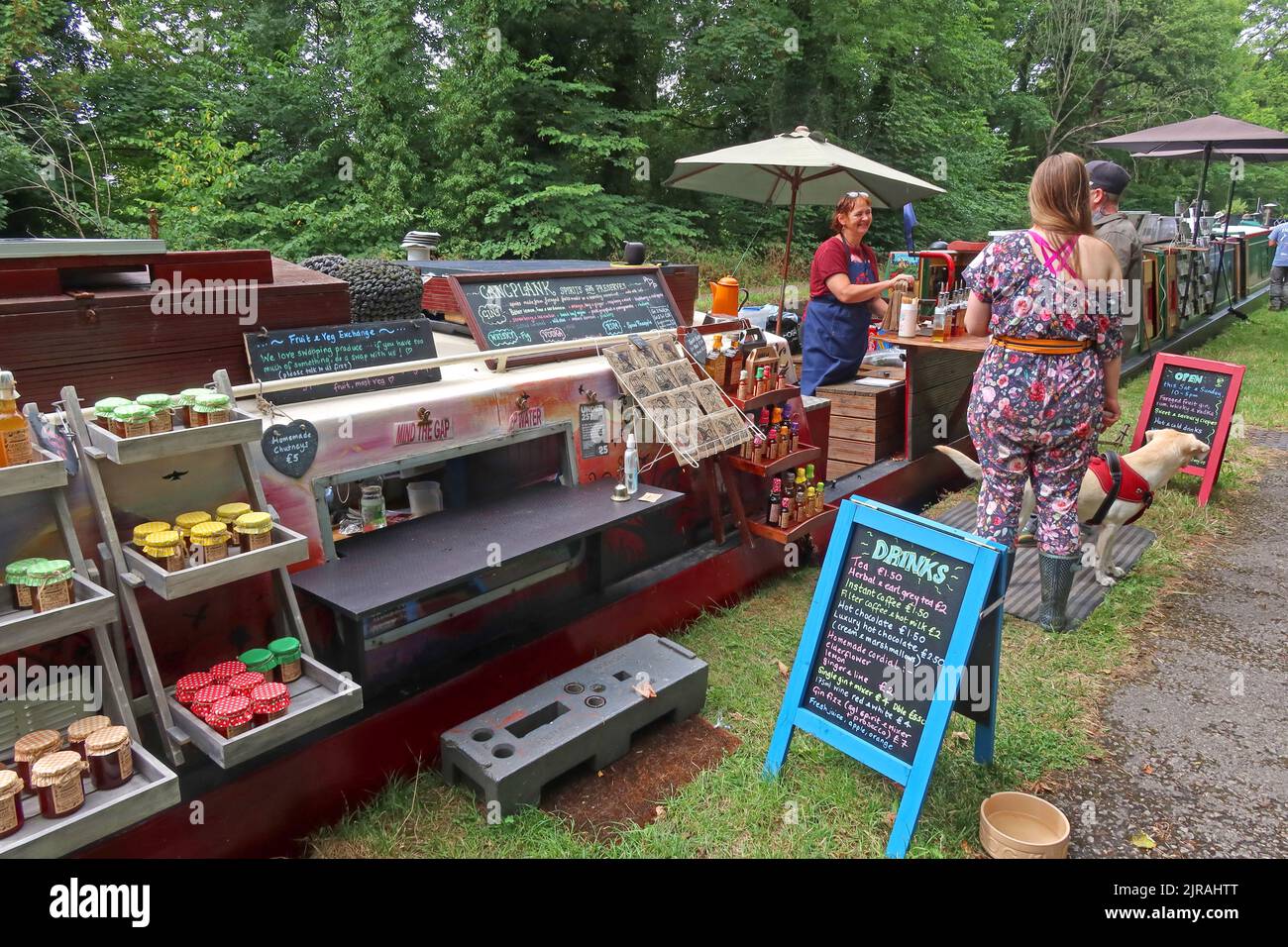 Gangplank spirits and preserves narrow boat - barge shop on Vale of Llangollen, Trevor, Llangollen, Wales, UK,  LL20 7TP Stock Photo