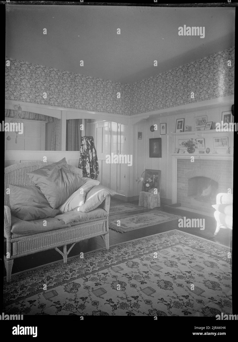 Lady Grey's house house interior, bedroom, circa 1934, Wellington, by