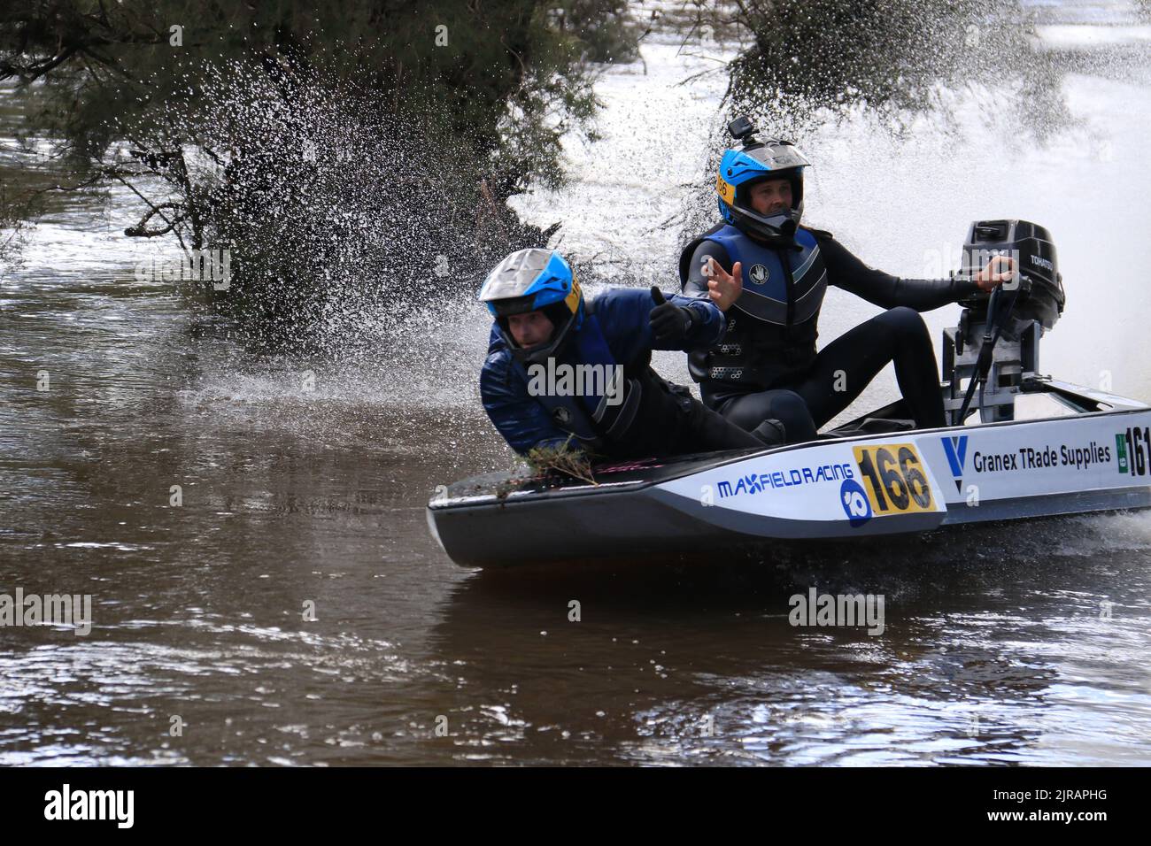 Power Boats Passing Through Swan Valley, Avon Descent 2022 Boat Race Stock Photo Alamy