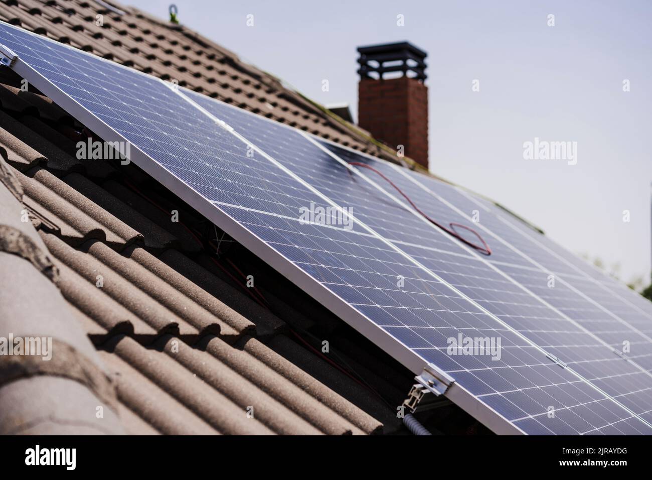 Solar panels house hires stock photography and images Alamy