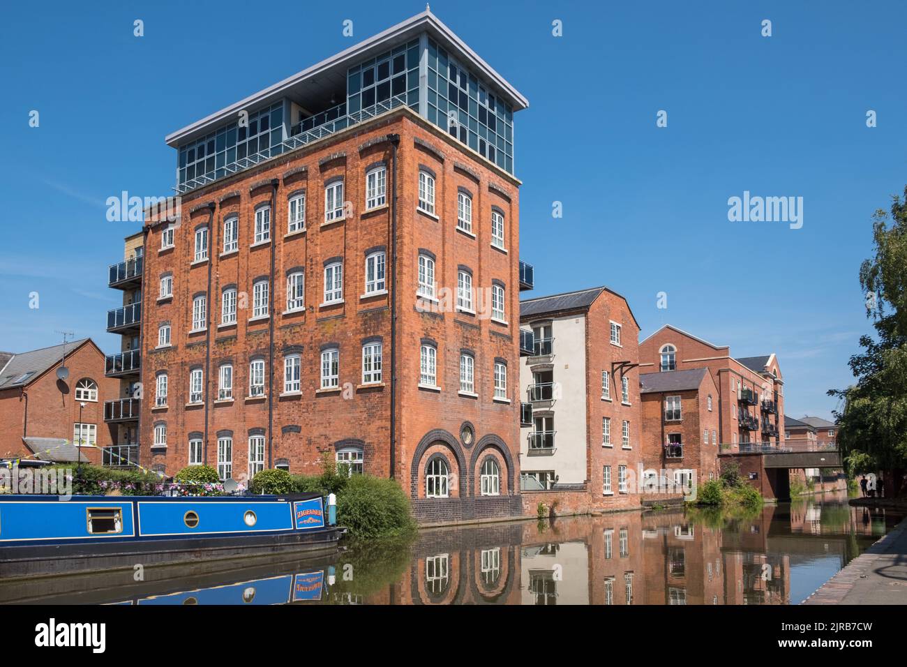 Canalside apartments in Worcester, UK Stock Photo Alamy