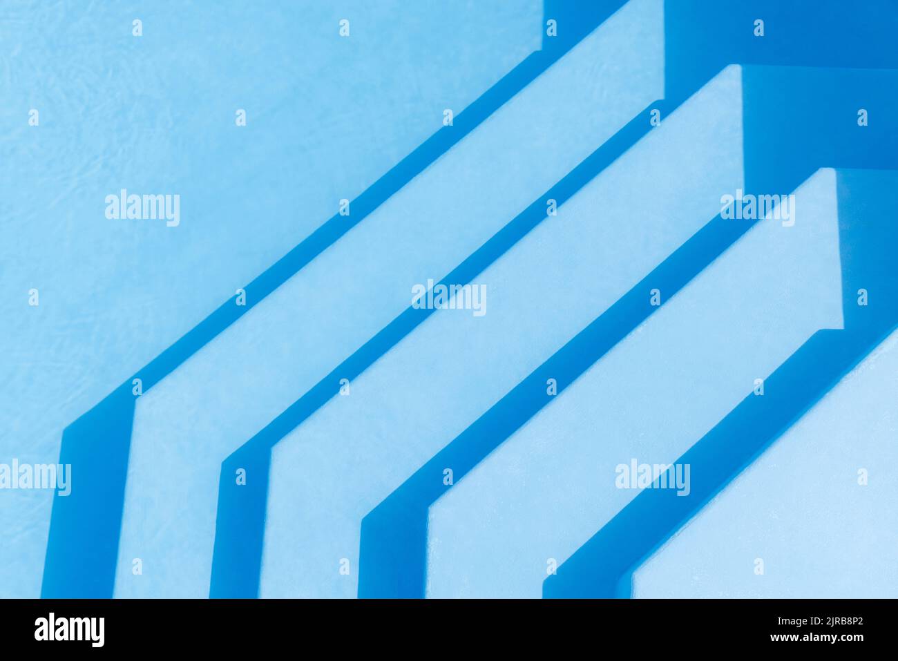 Steps swimming pool hi-res stock photography and images - Alamy