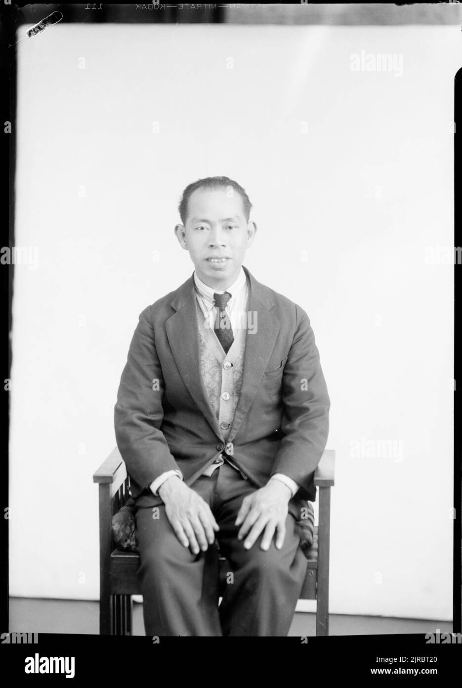 1930s formal portrait hi-res stock photography and images - Alamy