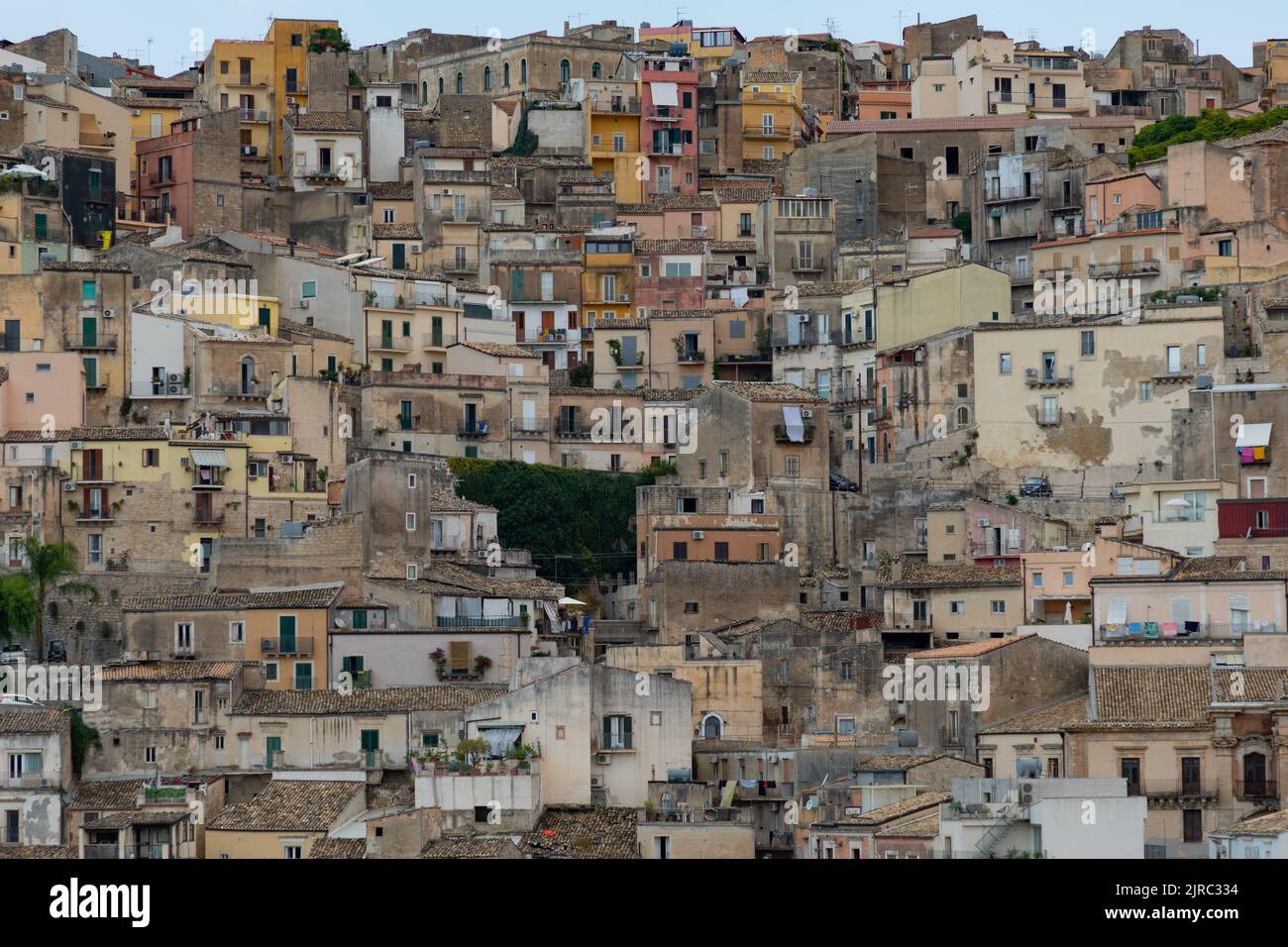 A view of the Sicilian hilltop town of Ragusa, highlighting the historic centre of Ragusa Ibla. Stock Photo