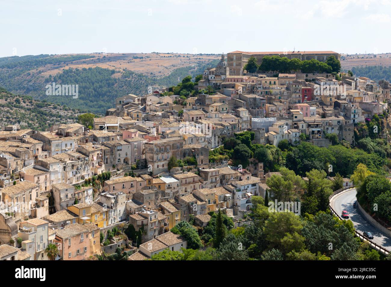 A view of the Sicilian hilltop town of Ragusa, highlighting the historic centre of Ragusa Ibla. Stock Photo