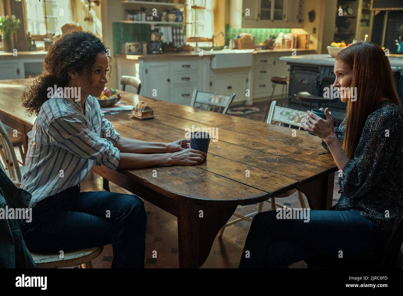 LOCKE & KEY, (aka LOCKE AND KEY), from left Sherri Saum, Darby