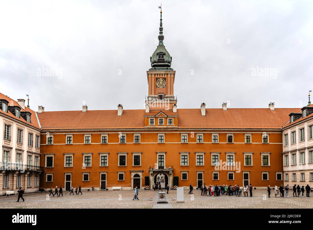 Warsaw,Poland-September 18,2021.Court of the Royal Castle with Sigismund tower situated in Castle Square,entrance to Old Town,facade built of bricks. Stock Photo