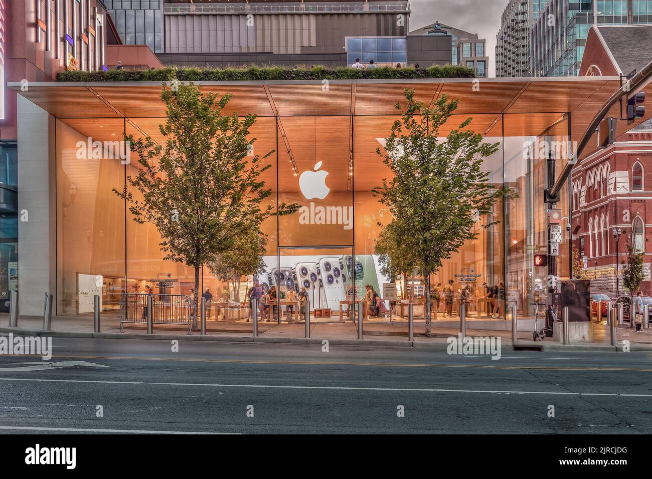 4th Street - Apple Store - Apple