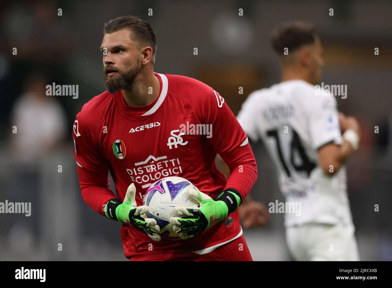 Milan, Italy, 20th August 2022. Bartlomiej Dragowski of Spezia Calcio during the Serie A match at Giuseppe Meazza, Milan. Picture credit should read: Jonathan Moscrop / Sportimage Stock Photo